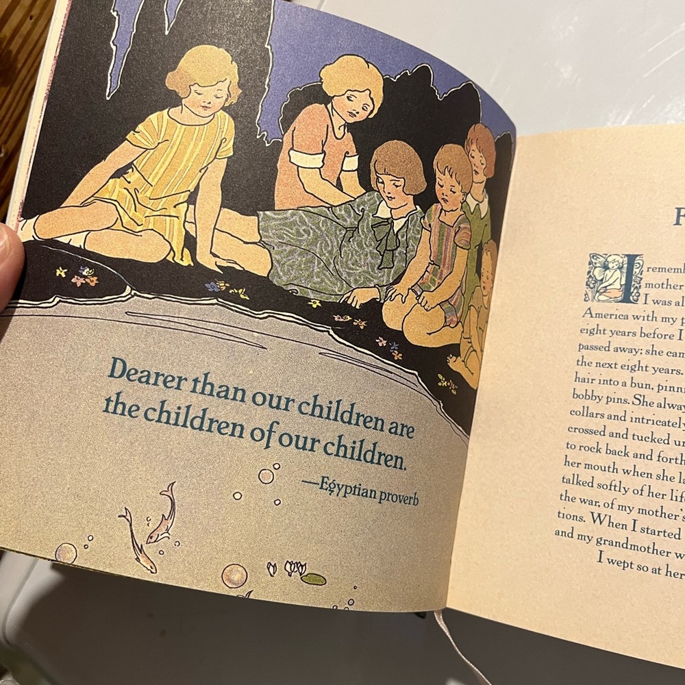 The Little Big Book for Grandmothers Hardcover Gift Book - Picture 7 of 8